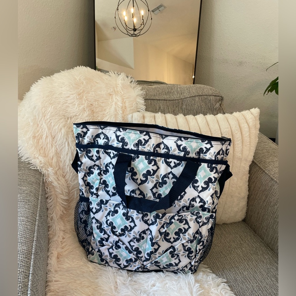 Thirty-One Crossbody Organizing Tote